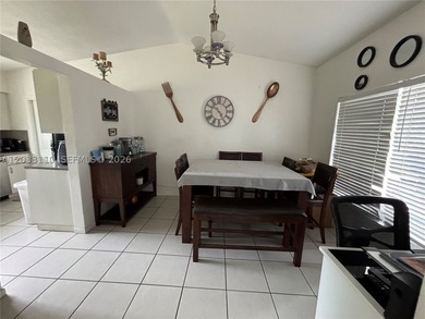 Don't miss this opportunity to own this charming and well - photo 6