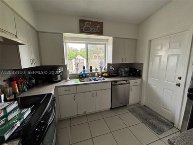 Don't miss this opportunity to own this charming and well - photo 7