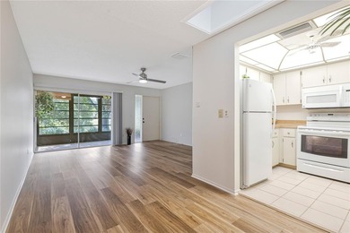 Virtually Staged. Rare Corner-Unit in the highly sought-after - photo 11