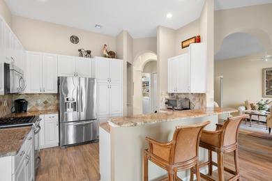 ***Chardonnay Model - Lake View! Move in Ready - 3 Bedroom, 2 - photo 13
