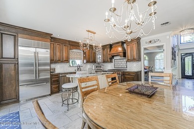 Gorgeous 4 bedroom, 4 bath, 2 Family Center Hall Colonial in - photo 14