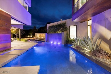 Sensational Blue Heron Custom with Everything you Want. Style