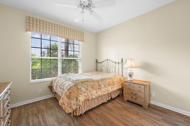 ***Chardonnay Model - Lake View! Move in Ready - 3 Bedroom, 2 - photo 21