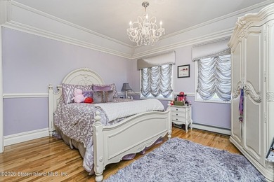 Gorgeous 4 bedroom, 4 bath, 2 Family Center Hall Colonial in - photo 26