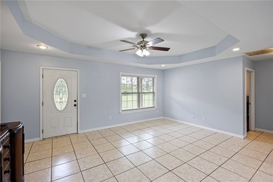 BACK ON THE MARKET - NO FAULT OF THE SELLERS! Don't miss this - photo 8