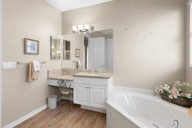 ***Chardonnay Model - Lake View! Move in Ready - 3 Bedroom, 2 - photo 29