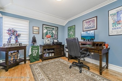 Gorgeous 4 bedroom, 4 bath, 2 Family Center Hall Colonial in - photo 31