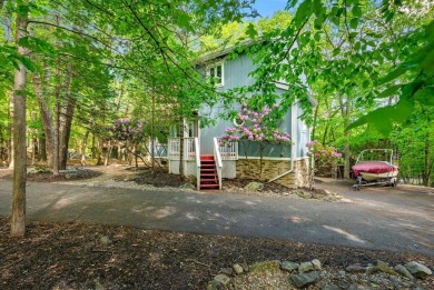 Lake Home For Sale in Stroudsburg, Pennsylvania