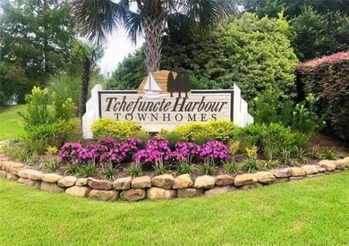 Lake Pontchartrain Home For Sale in Madisonville Louisiana