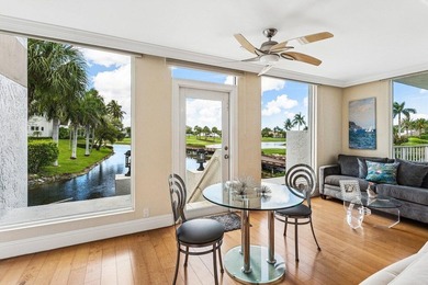 This beautifully updated first-floor condo offers 3 bedrooms, 2 - photo 3
