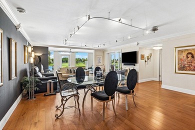 This beautifully updated first-floor condo offers 3 bedrooms, 2 - photo 5