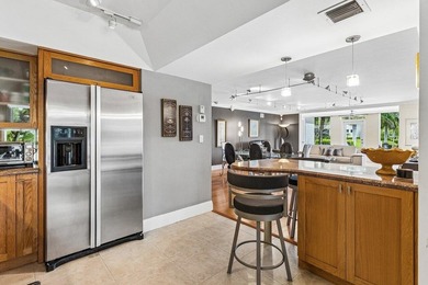 This beautifully updated first-floor condo offers 3 bedrooms, 2 - photo 9