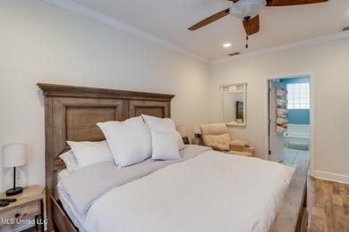 Have you been looking for that perfect updated home in a golf - photo 9