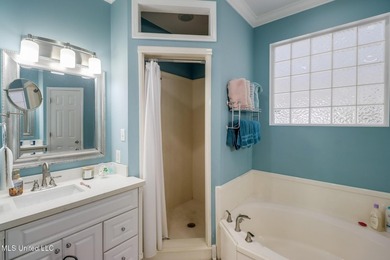 Have you been looking for that perfect updated home in a golf - photo 10