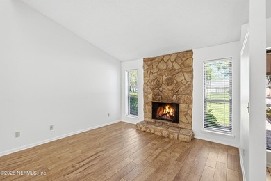 GREAT NEW PRICE AND AN OUTSTANDING LOCATION. Time to live in the - photo 4