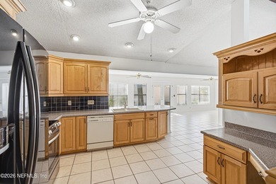 GREAT NEW PRICE AND AN OUTSTANDING LOCATION. Time to live in the - photo 7