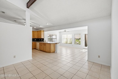 GREAT NEW PRICE AND AN OUTSTANDING LOCATION. Time to live in the - photo 10