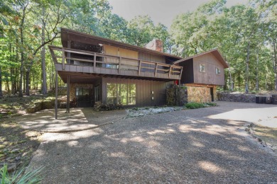 Charming Fixer-Upper with Endless Potential Near Fairfield Bay - Lake Home For Sale in Fairfield Bay, Arkansas