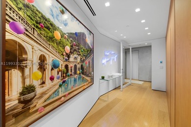 Welcome to an unparalleled living experience at 100 South Pointe - photo 11