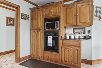 WATERFRONT LIVING AT ITS FINEST! Situated on the beautiful - photo 15