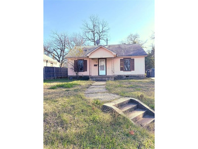 Lake Waco Home For Sale in Waco Texas