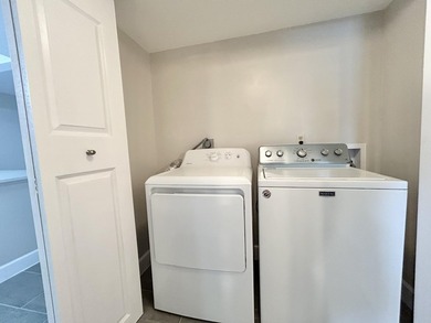 Completely and Beautifully renovated with open floor plan - photo 23