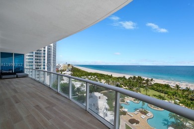 Welcome to an unparalleled living experience at 100 South Pointe - photo 29