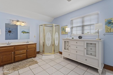 WATERFRONT LIVING AT ITS FINEST! Situated on the beautiful - photo 31