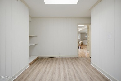 Welcome to 1507 Rivershore Road, where you can enjoy the feel of - photo 32