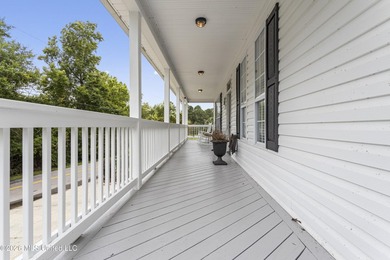WATERFRONT LIVING AT ITS FINEST! Situated on the beautiful - photo 34