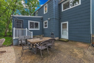 Welcome home to this beautifully maintained two-story residence - photo 5