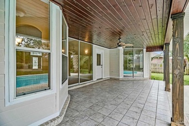 Awesome 3-bedroom, 3-bath pool home with a dedicated study in - photo 47