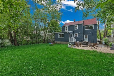 Welcome home to this beautifully maintained two-story residence - photo 8