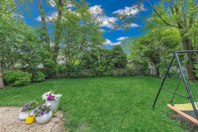 Welcome home to this beautifully maintained two-story residence - photo 10