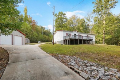 Kentucky Lake Home For Sale in Stewart Tennessee