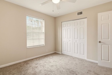 Discover the perfect blend of coastal charm and investment - photo 21
