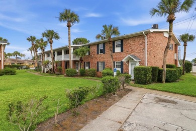 Discover the perfect blend of coastal charm and investment - photo 33