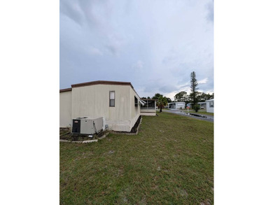 Won't last long! This lovely 2 Bedroom 2 Bath home on a corner - photo 38