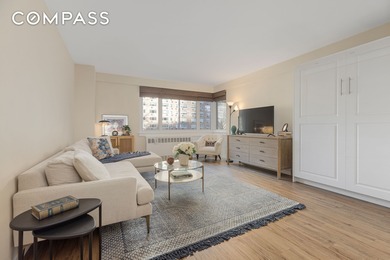 Hudson River Apartment For Sale in New York New York