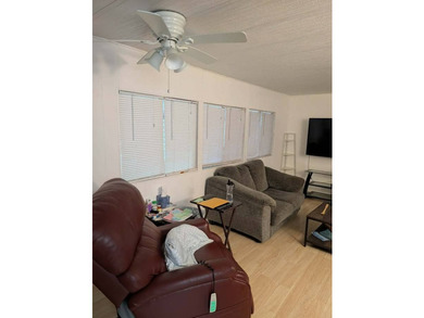 Won't last long! This lovely 2 Bedroom 2 Bath home on a corner - photo 41
