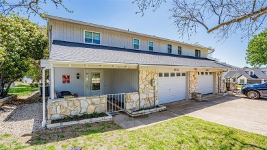 Lake Townhome/Townhouse For Sale in De Cordova, Texas