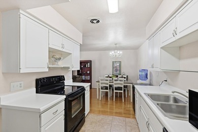 Light, bright, and truly move-in ready, this 3-bedroom, 2.1-bath - photo 10