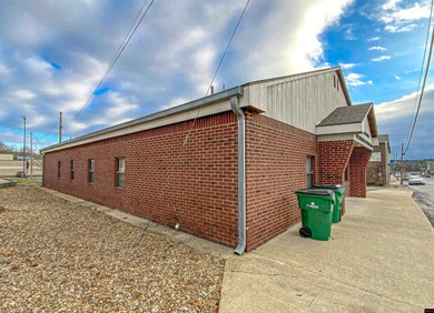 Commercial building in the heart of town. This all-brick