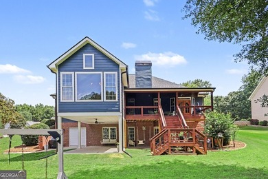 Turnkey Lakefront Luxury with Private DockCompletely renovated - photo 40