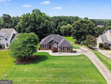 Turnkey Lakefront Luxury with Private DockCompletely renovated - photo 43