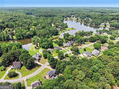 Turnkey Lakefront Luxury with Private DockCompletely renovated - photo 44
