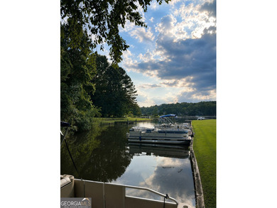 Turnkey Lakefront Luxury with Private DockCompletely renovated - photo 48