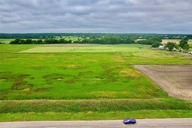 Rural Oklahoma Charm, Wide-open spaces and lake views come with - photo 7