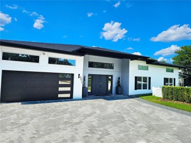 Lake Home For Sale in Orlando, Florida