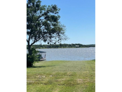 Lake Lot Sale Pending in Granbury, Texas